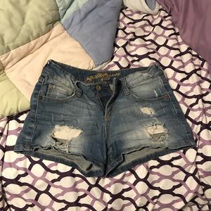 ripped light wash denim shorts